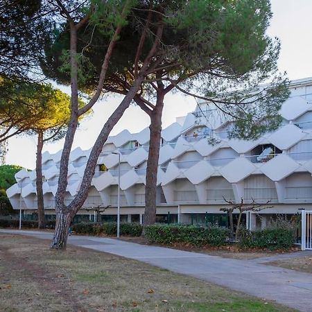 Chez Sebastien - Paisible Studio Au Bord D'Un Lac Avec Parking Ла-Гранд-Мот Экстерьер фото